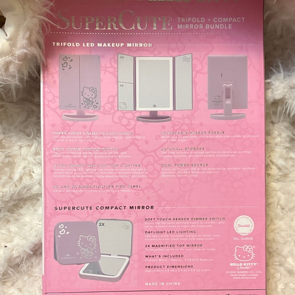 Impressions Vanity Hello Kitty Lighted Makeup Mirrors Bundle New - Picture 5 of 11